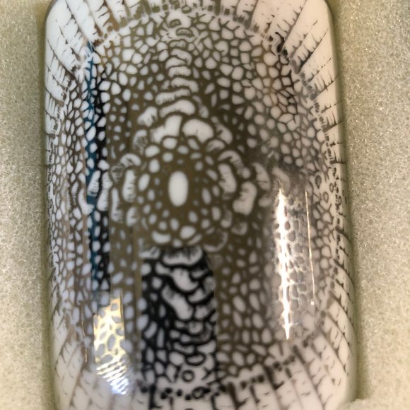 DL&CO : Mercury and White Votive Tumbler Candles NIB - Picture 5 of 12